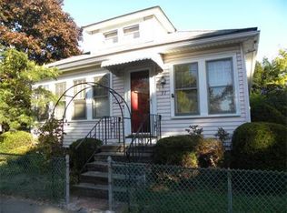 31 Dartmouth St, Quincy, MA 02169