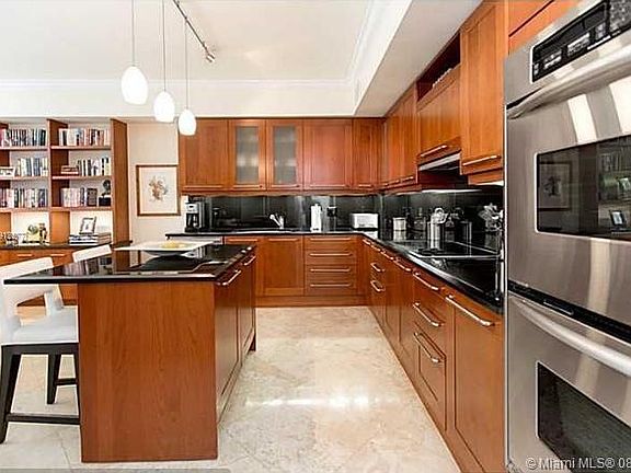 3rd image of 333 Las Olas Way APT 905
