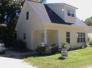 1729 Ikner Ln, Wilmington, NC 28403
