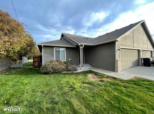 1900 Wellington Dr #3B-2BA, Yakima, WA 98903