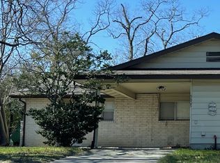 9805 Conbes Dr, San Antonio, TX 78216
