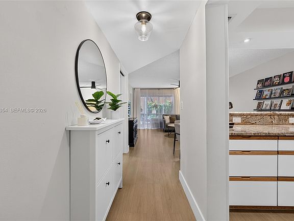 4th image of 630 Tennis Club Dr APT 107