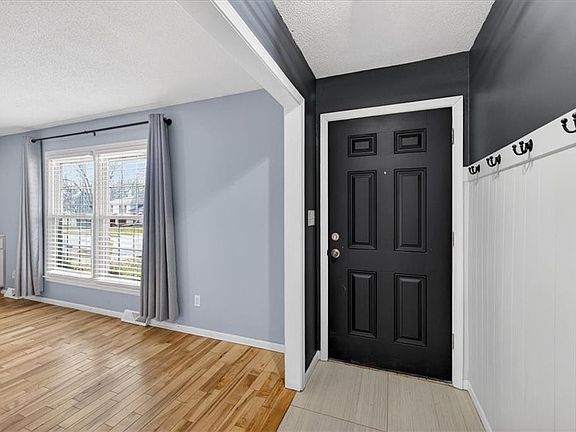 4th image of 405 Osage St