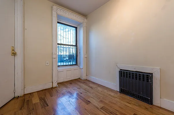 Rented by Nooklyn NYC LLC | media 27