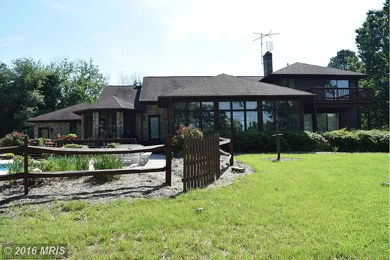 13920 Waverly Point Rd photo 1