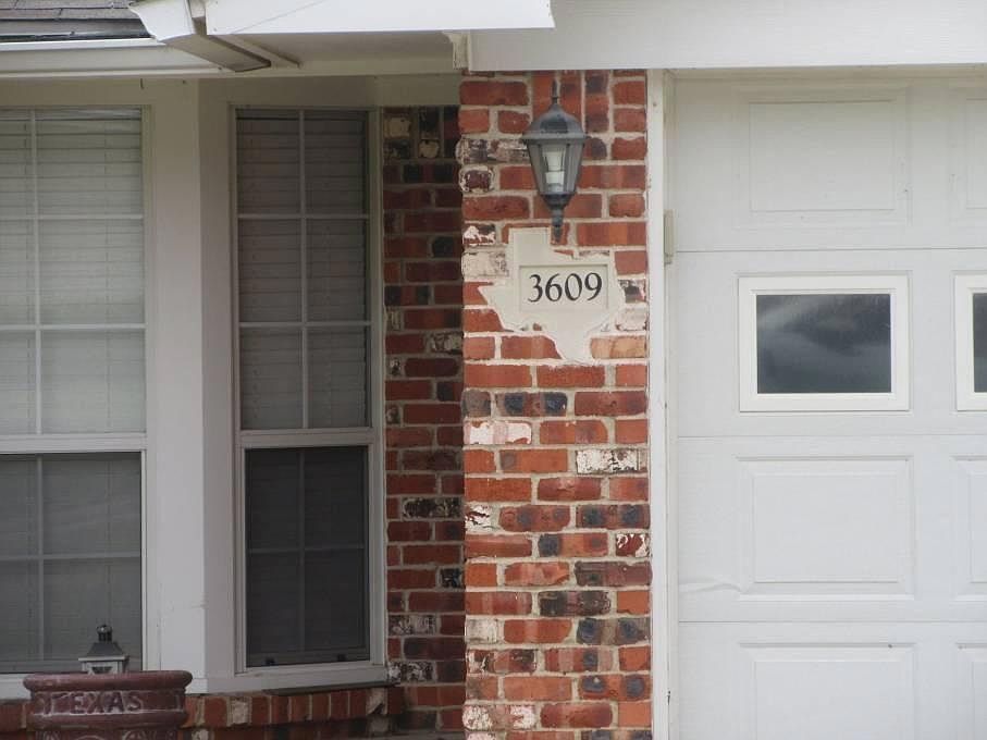 2nd image of 3609 Las Cienega Blvd