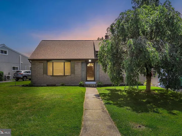 113 Ashwood Way, Harrisburg, PA 17109