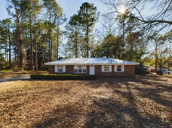 1600 Galaxie Dr, Dothan, AL 36301