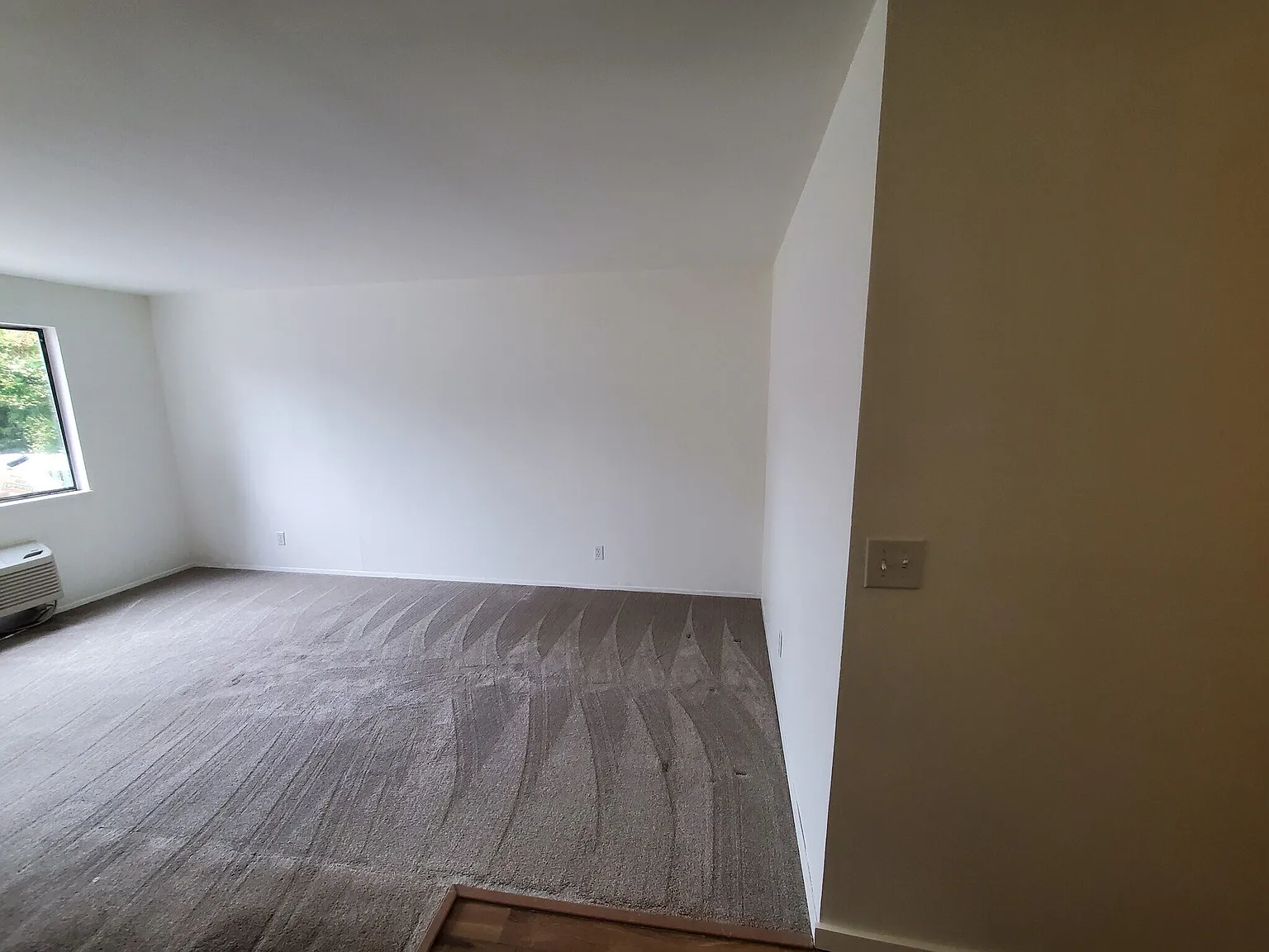 1 bed, 640 sqft, $1,490 — Photo 4