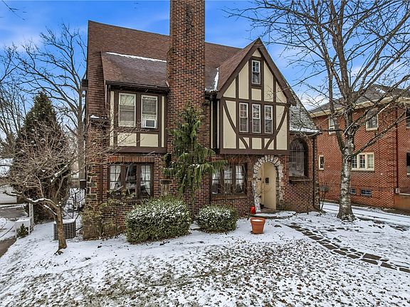 2nd image of 371 Case Ave