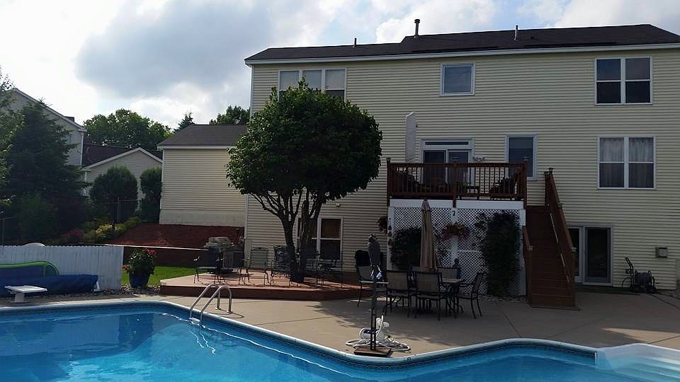 2nd image of 949 Briar Glen Ct