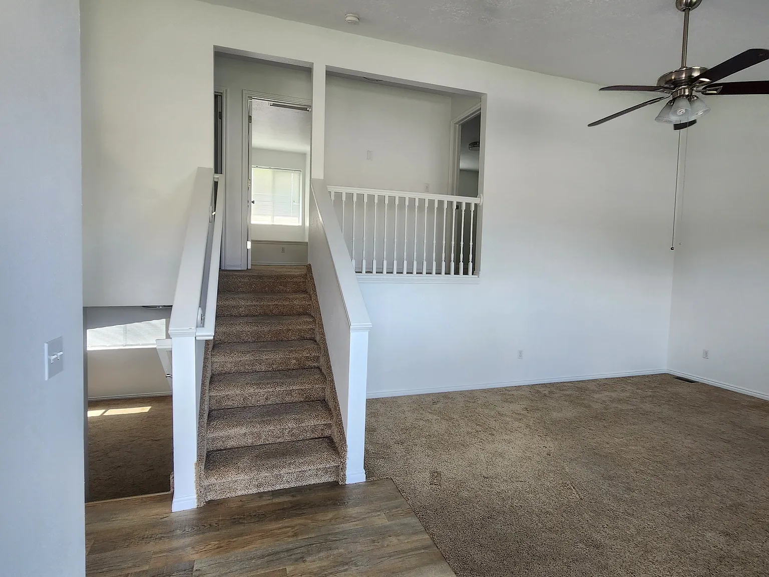 3 bed, 2600 sqft, $2,200 — Photo 4