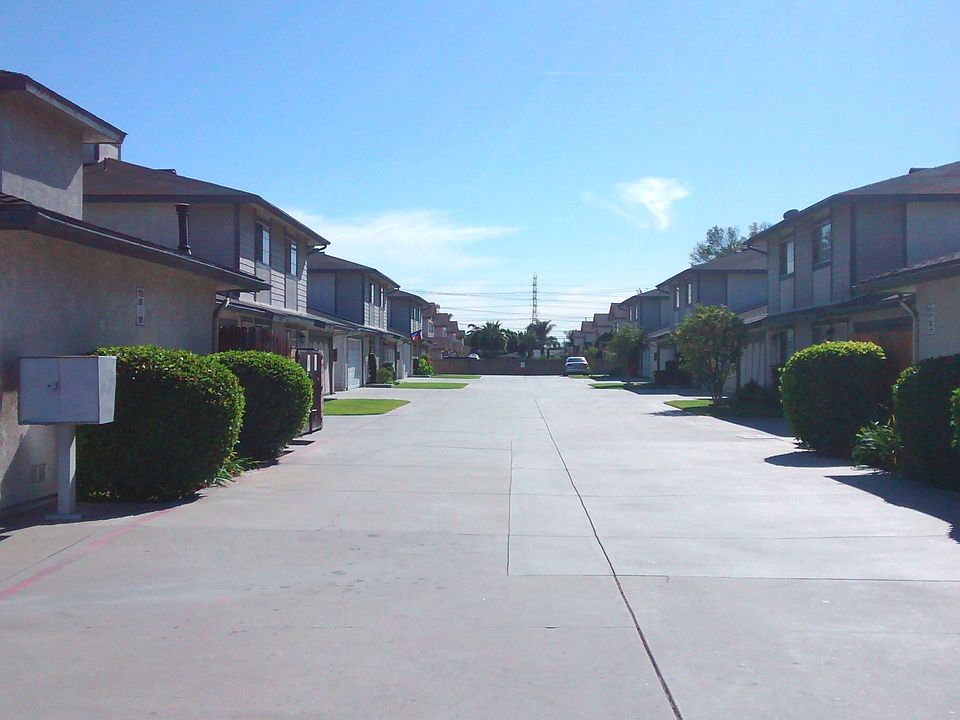 1st image of 9304 1/2 Ramona St