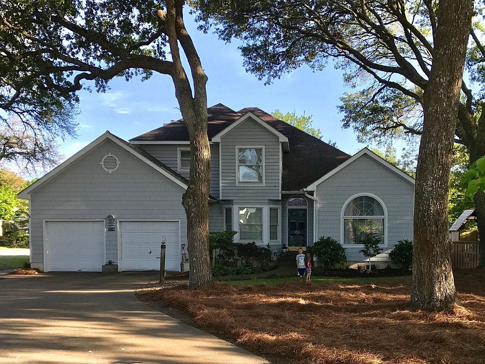 1st image of 101 Gloucester Ct