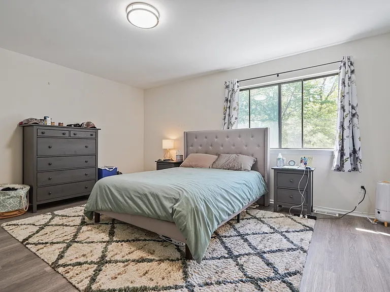 165 Essex Ave #110 — Photo 8