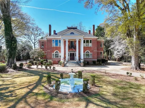 2204 Monticello St SW, Covington, GA 30014