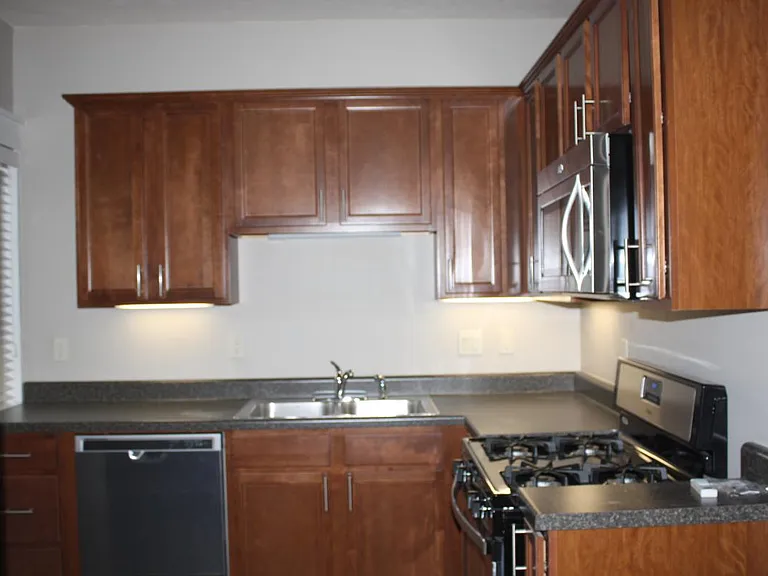 3105 Dewey Ave #1 — Photo 6