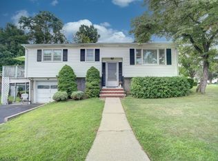 10 Harrison St, Dover, NJ 07801