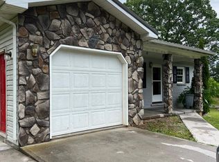 400 Topaz Ave, Princeton, WV 24740