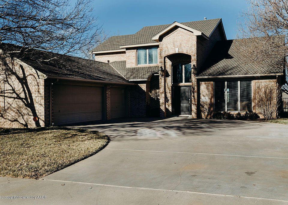 1st image of 12 Saint Andrews Dr