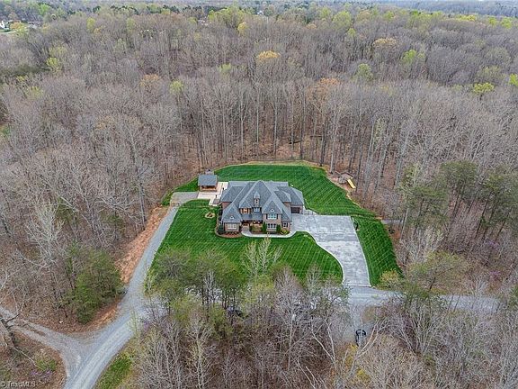 4th image of 333 Punkin Ridge Ln