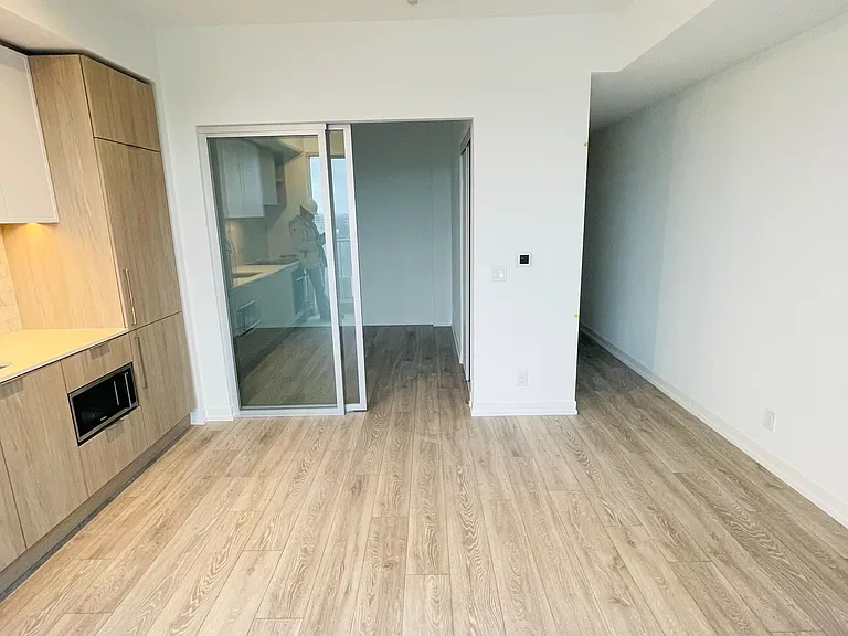 2020 Bathurst St #1809 — Photo 6