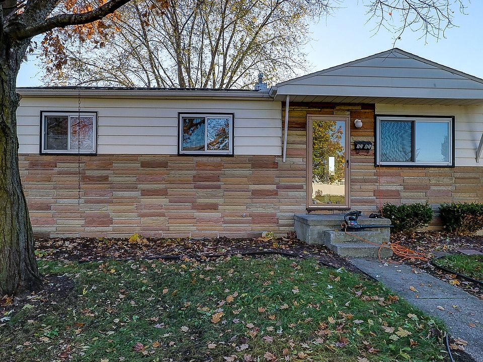 1st image of 1285 Commonwealth Ave