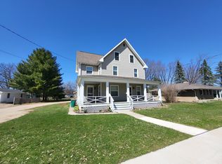 6016 Exchange St, Mc Farland, WI 53558