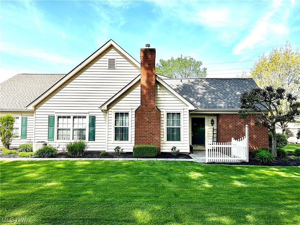 53 Village Ct, Columbiana, OH 44408 Zillow