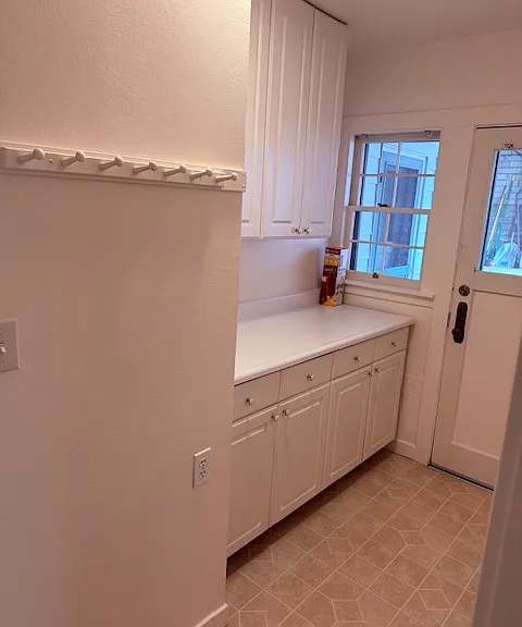 249 S Shepherd St #1 — Photo 6