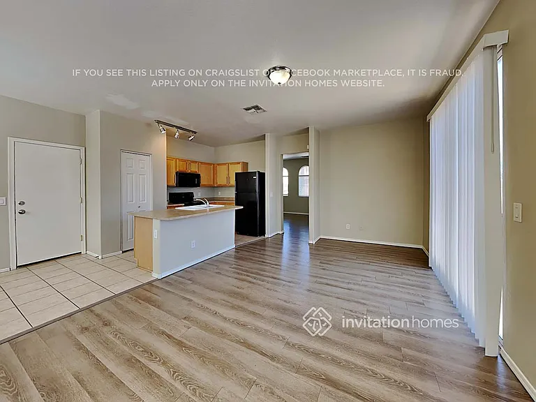 1515 E Sheraton Ln — Photo 6