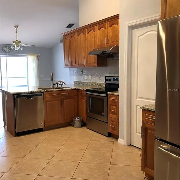 9405 Hidden Water Cir — Photo 20