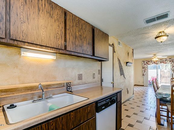 3rd image of 8030 N 32nd Ave