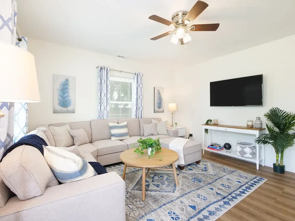 415 Short St #ID1496066P