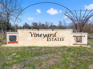 5025 Paulo Ct, Bryan, TX 77808