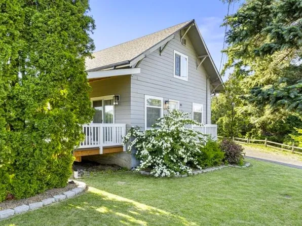 101 Hilltop Ln, Bellingham, WA 98226