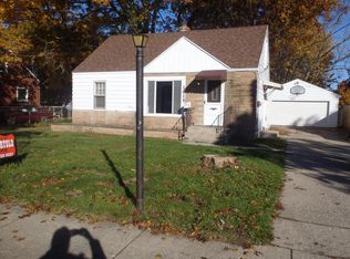 1815 32nd St SW, Wyoming, MI 49519