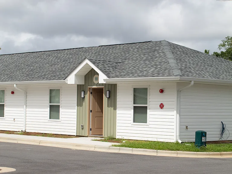 Peacock Crossing Apartments / Townhomes — Photo 20