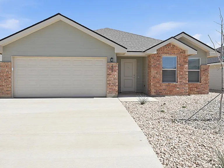 2507 S County Rd #1100 — Photo 1