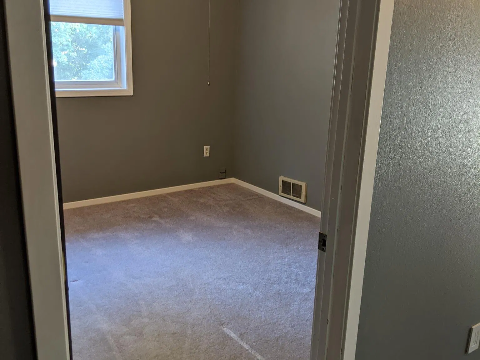 2 bed, 950 sqft, $1,600 — Photo 3