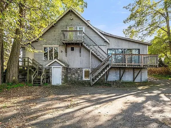 105 Hartford Tpke, Shrewsbury, MA 01545