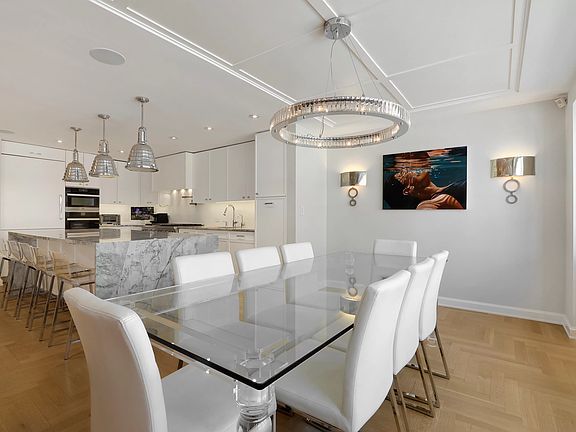 3rd image of 300 E 71st St APT 10S