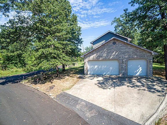 2nd image of 10 Monmouth Dr