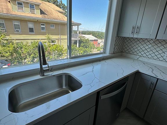 2nd image of 186 Kendrick Ave #1