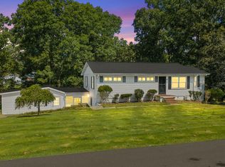 251 Mabry St, Camden, TN 38320