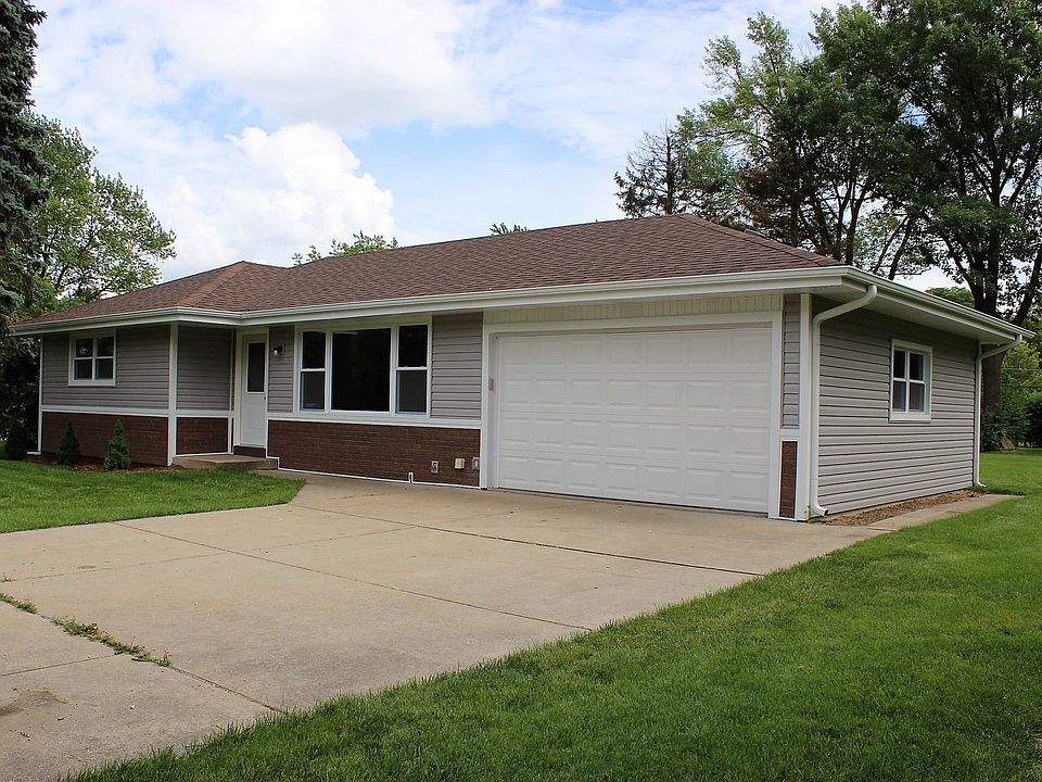 1st image of 16W709 3rd Ave