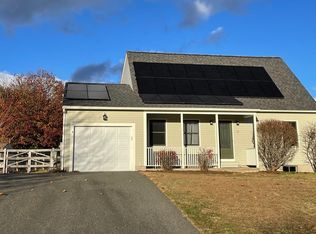 13 Sarah Ln, Belchertown, MA 01007