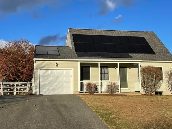 13 Sarah Ln, Belchertown, MA 01007