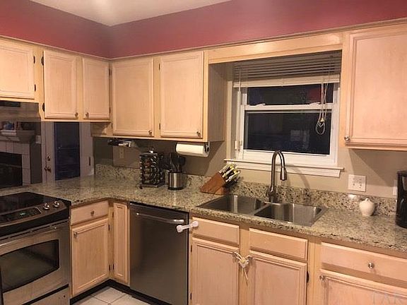 3rd image of 2212 Orion Lake Dr