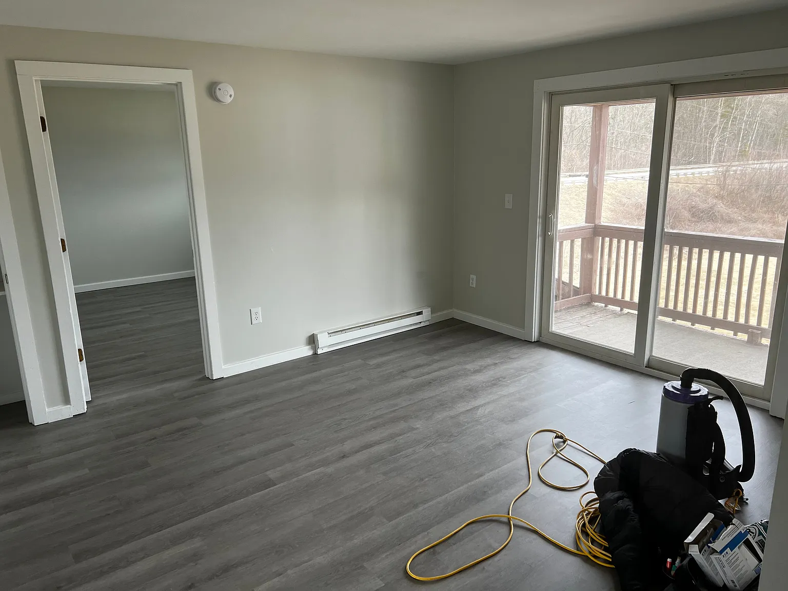 2 bed, 1.0 bath, 970 sqft, $1,980 — Photo 2